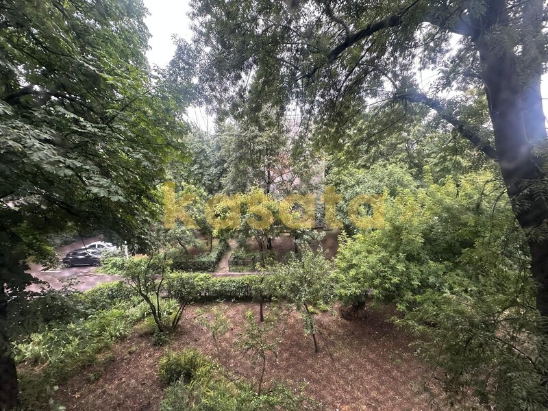 Garsoniera de vanzare, 23 mp, etaj 2/4, ideala pentru renovare